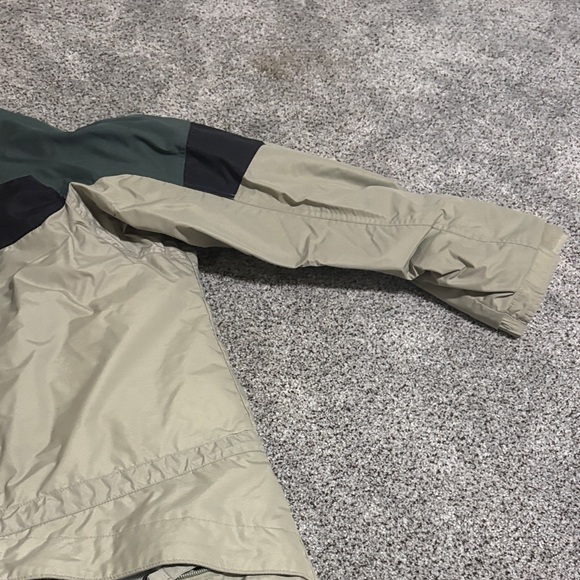 Columbia Men's Green and Gray Performance Jacket - Picture 6 of 15